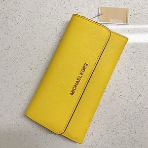 Michael Kors wallet